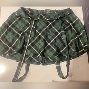 Royal bones by Tripp nyc size large green and black skirt with suspenders